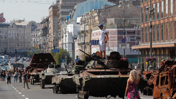 Exposición de vehículos y armamento ruso capturado por fuerzas ucranianas, Kiev. 21/08/2023