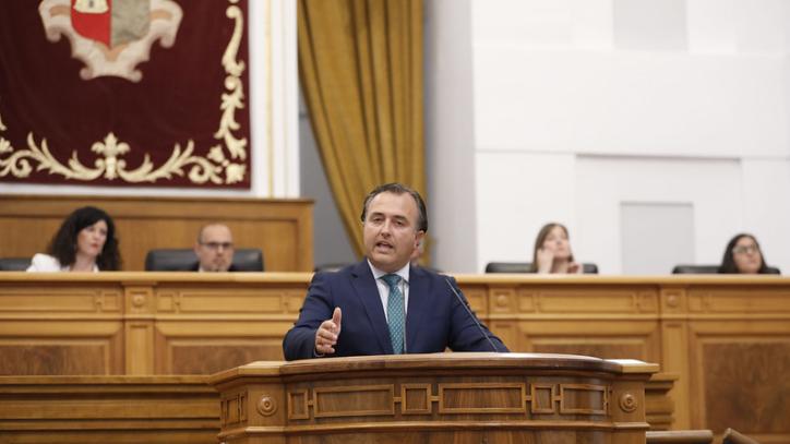 David Moreno, en el pleno de las Cortes