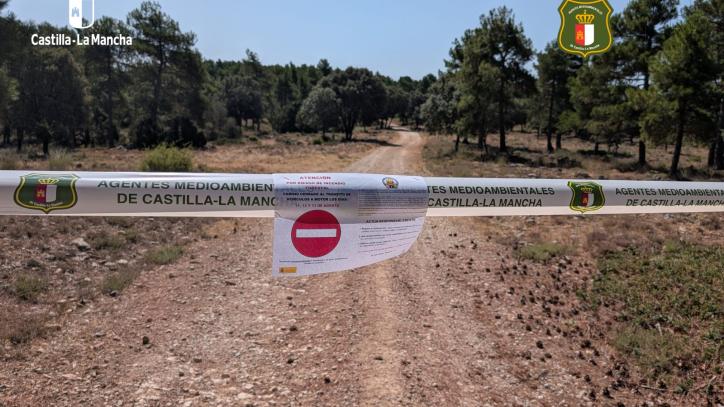 Camino cortado por las restricciones a zonas de monte y pistas forestales de Castilla-La Mancha.