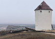 Un fotógrafo capta el momento en que el viento rompe las aspas de un molino en Mota del Cuervo