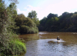 Crecidas del río Alberche ponen en apuros a los bañistas