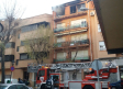 Un incendio obliga a desalojar un bloque de viviendas de Albacete y deja un piso totalmente calcinado