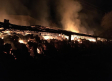 Un fuego destruye 300.000 kg de paja en Almagro (Ciudad Real)