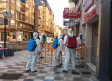 Comienza la desinfección del edificio de Albacete confinado por un brote