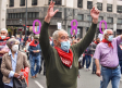 Miles de personas se manifiestan en varias ciudades españolas contra los recortes en pensiones