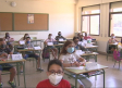 Los pediatras proponen a Sanidad un calendario de retirada progresiva de mascarillas en interiores de centros escolares