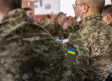 Margarita Robles visita a los ucranianos que reciben formación militar en Toledo