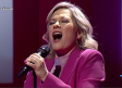 Sara Rioja nos sorprende cantando en directo 'Sin ton ni son'