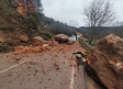 Un desprendimiento en la CM-412 mantiene cortada una de las vías de acceso a la sierra