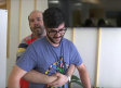La maniobra de Heimlich: cómo actuar ante un caso de ahogo por atragantamiento