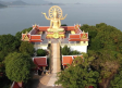 El Golfo de Tailandia, un lugar para los amantes de los deportes acuáticos y de la comida callejera