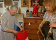 En Lagartera abren sus arcas para preparar la celebración del Corpus