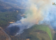 Controlado el incendio forestal de Salobre que obligó al confinamiento de dos balnearios de la zona