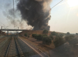 Extinguido el incendio de una nave industrial en Yeles que obligó a cortar la circulación del AVE