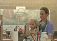 Familias numerosas participan en Ceramitur, una experiencia inmersiva en cerámica artesana