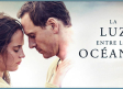 La luz entre los océanos