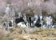 Congeladas las cascadas del nacimiento del río Cuervo