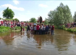 Encuentro en el río entre la Virgen del Rosario y San José Obrero en Tirteafuera