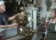 La artesanía de Potenciano entrega un nuevo farol al Corpus toledano