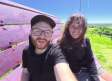 Lo deja todo para recorrer Italia a pie junto a su pareja