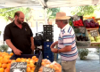 Frutas Pichurri en el mercadillo de Menasalbas