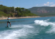 Hacer wakeboard y wadesurf en el Embalse de Entrepeñas