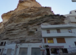 Desalojo preventivo de un alojamiento turístico por un desprendimiento de piedras en Alcalá del Júcar (Albacete)