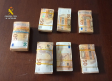 Intervienen 100.000 euros ocultos en un caja de zapatos durante un control en la A-31