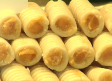 Los buñuelos de viento y los huesos de santo, los dulces protagonistas de estos días