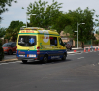 Un trabajador sufre un traumatismo al caer desde 2 metros en Olías del Rey