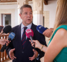 García-Page cree que es "intolerable" delegar competencias de inmigración a Cataluña