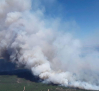 Ordenan la evacuación de un pueblo y confinan otro por el incendio en La Mierla