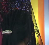 Aprendemos a poner la mantilla con Artesanía Nava
