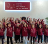 El colegio Santo Tomás de Villanueva de Ciudad Real canta con Rozalén