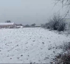 Nieva en Castilla-La Mancha: Un grupo de personas se quedan aisladas en Tamajón y varios vehículos, parados en la A-2 por la fuerte nevada