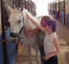 Cristina Landete, la amazona sordociega de Albacete, presenta a su caballo Rayo