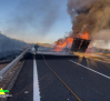 El incendio de un camión en Manzanares mantiene cortada la A-43 sentido Valencia