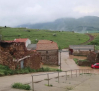 Regalan una casa a quien abra el bar de un pueblo de Soria