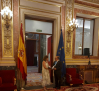 Bellido entrega en el Congreso la reforma del Estatuto de Autonomía de CLM