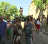 Fin de semana festivo en el barrio toledano de la Cornisa