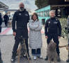 'Acoge, adopta' es un mensaje de las unidades caninas de la Policía Local de toda España