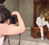 En mayo, los fotógrafos hacen su agosto con graduaciones, bodas y comuniones