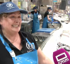 Los trabajadores de un centro comercial animan las ventas con un vídeo musical
