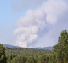 El incendio en La Mierla (Guadalajara) sigue avanzando sin control y amenaza ya a poblaciones de Soria