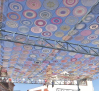 Paraguas y mandalas de ganchillo para afrontar el calor