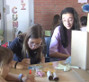 Decenas de niños en la escuela de verano en Olmeda del Rey
