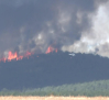 Un mes después, el incendio de La Mierla aún sin extinguir