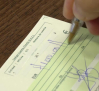 Cada vez usamos menos los cheques