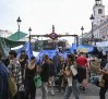 Madrid ordena cerrar el Metro de Sol mientras la acampada por la vivienda prepara una retirada progresiva