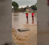 Los bomberos rescatan a siete personas atrapadas en sus vehículos por lluvia en Urda (Toledo)